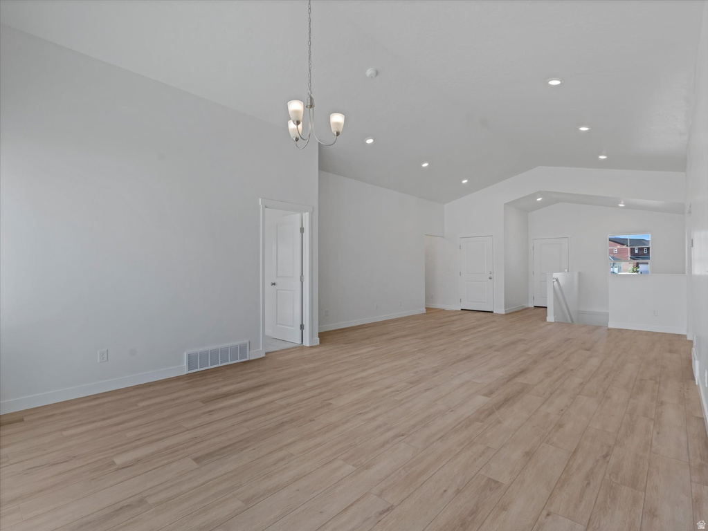 212 E 770 N photo 5