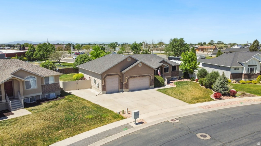 5609 S 4525 W photo 2
