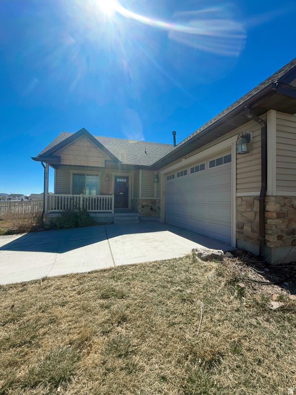 1612 E SHADOW DR photo 2