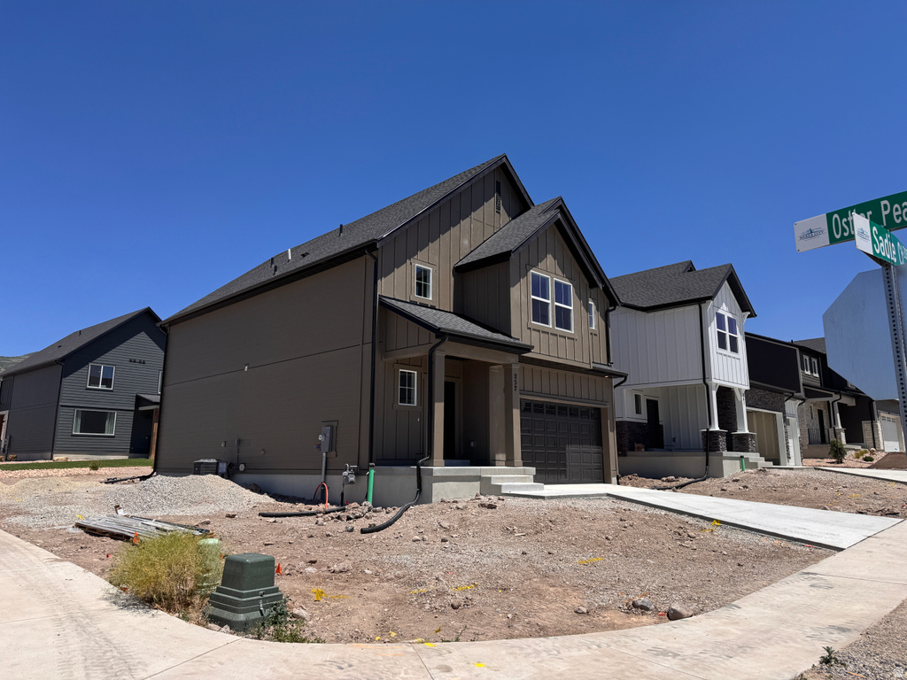 257 E SADIE CT photo 2