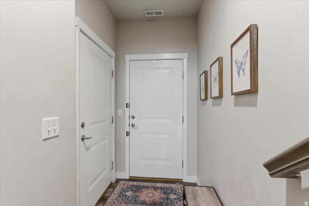 370 W KNIGHTS LN photo 5
