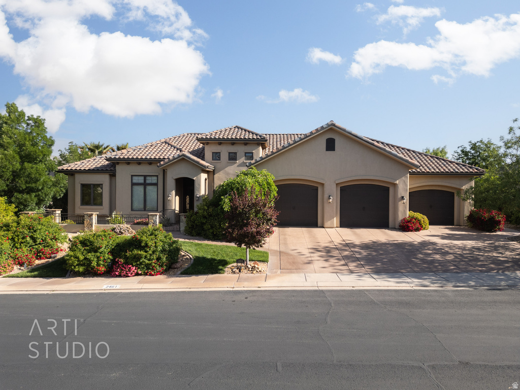 2461 E LAGRASSE CIR photo 3