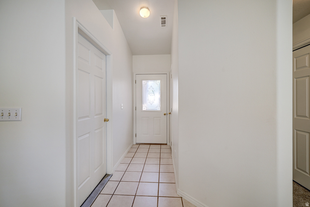 210 N MALL DR photo 3