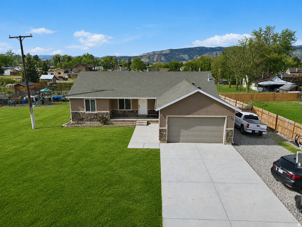 169 N 470 E photo 3