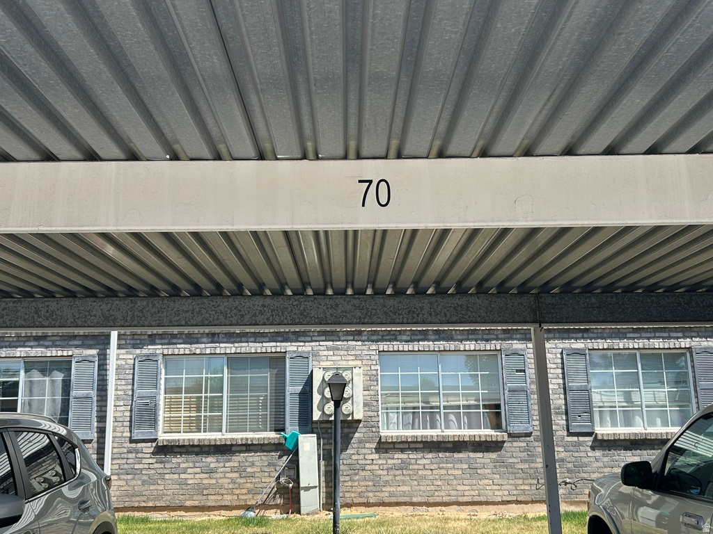 70 E 600 S photo 5