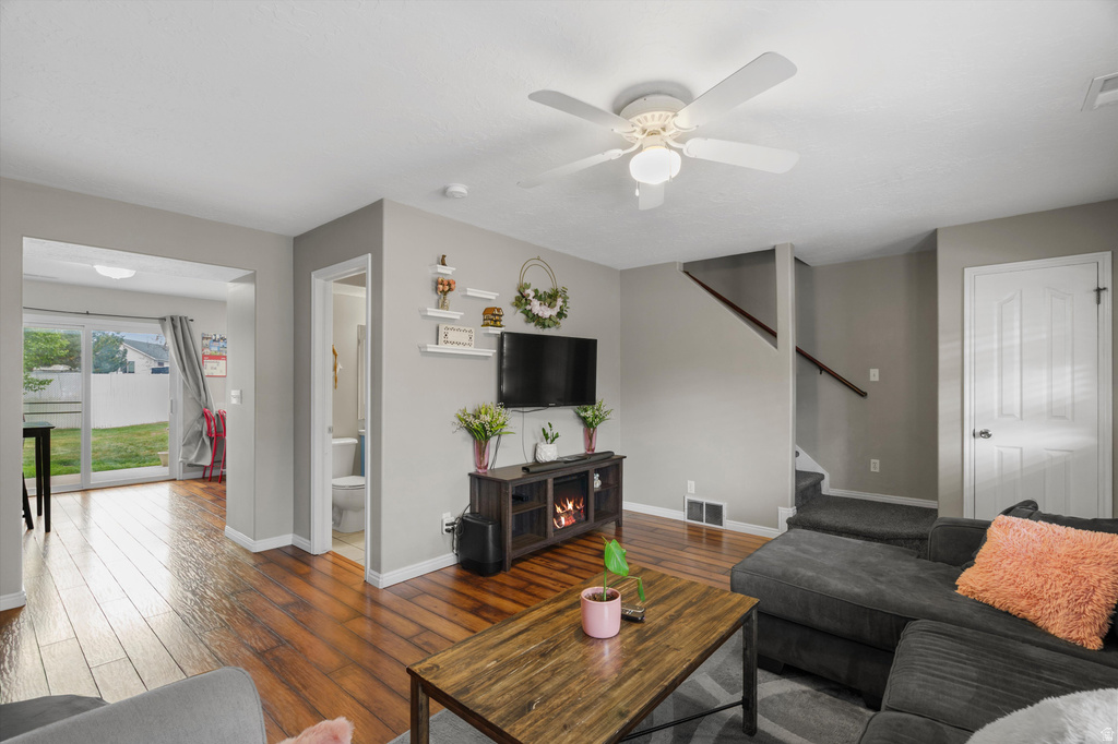 1032 SARA LN photo 5