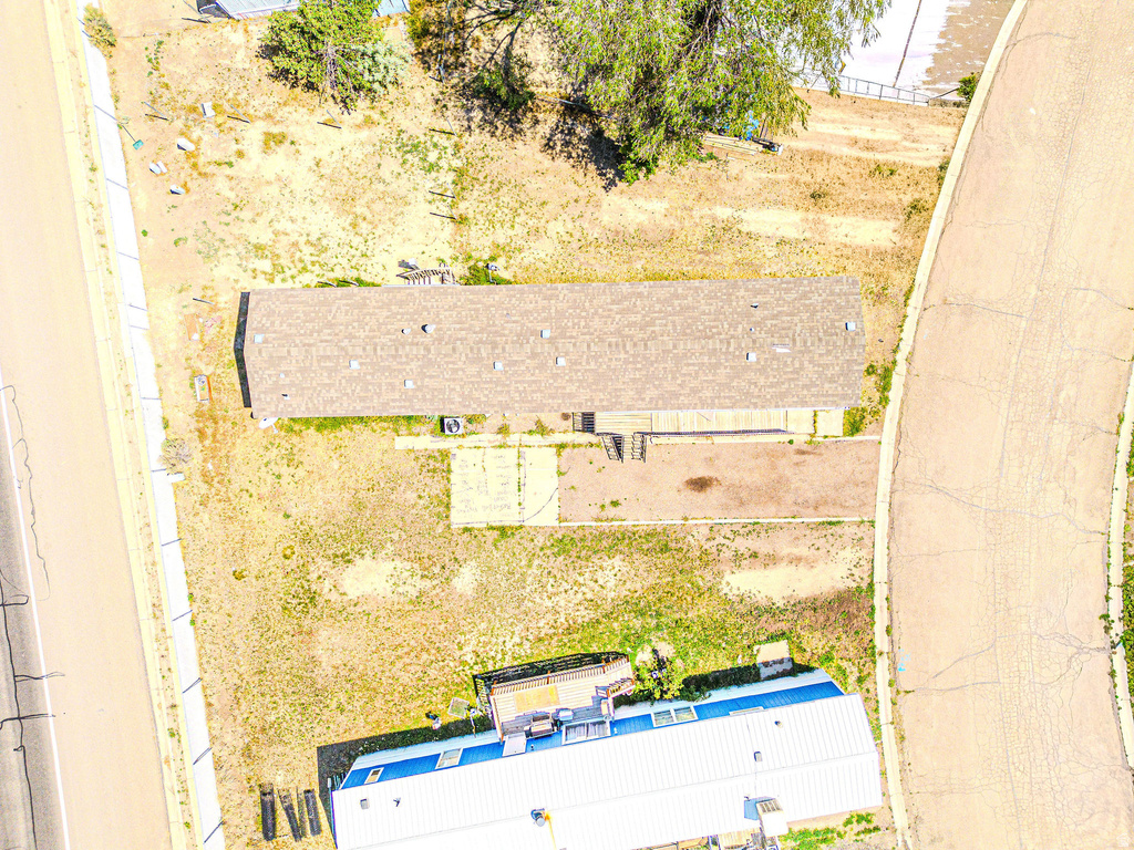 1101 S CARBON AVE photo 4