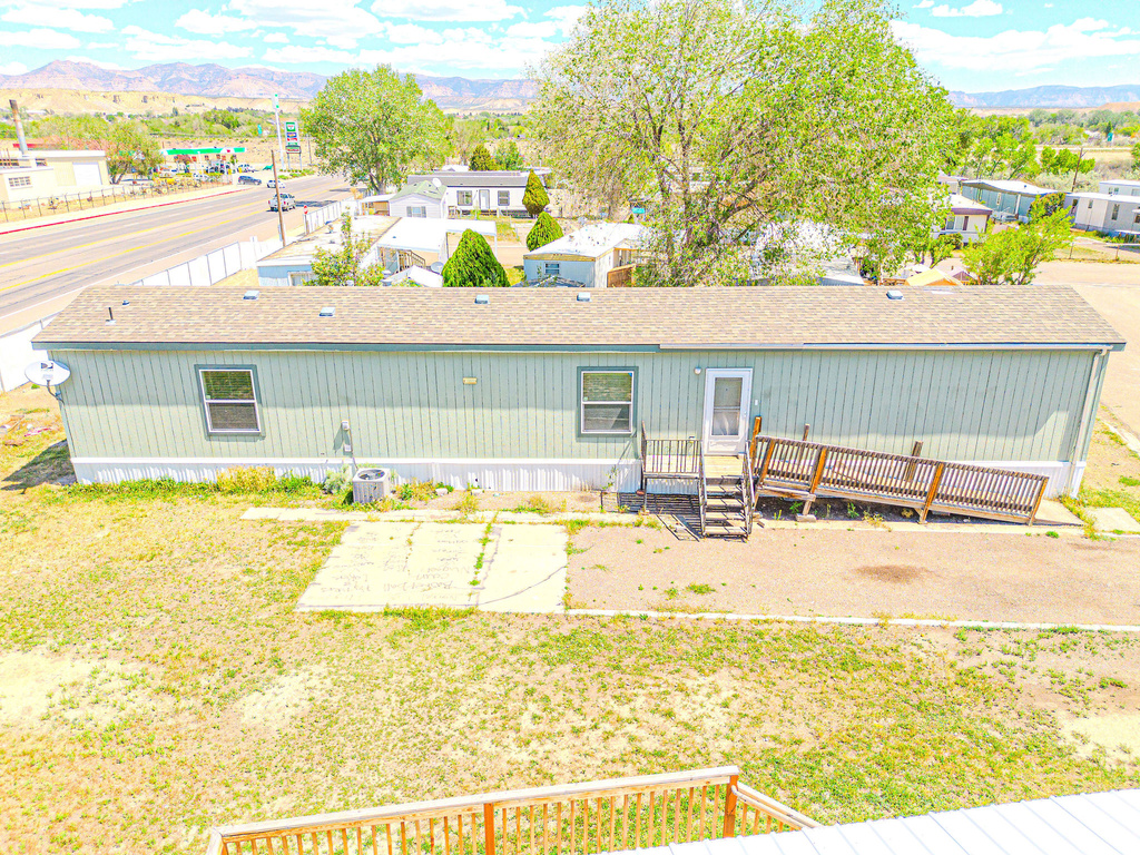 1101 S CARBON AVE photo 5