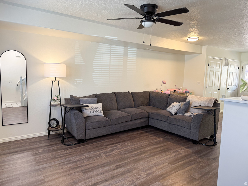 1045 N 1725 W photo 2