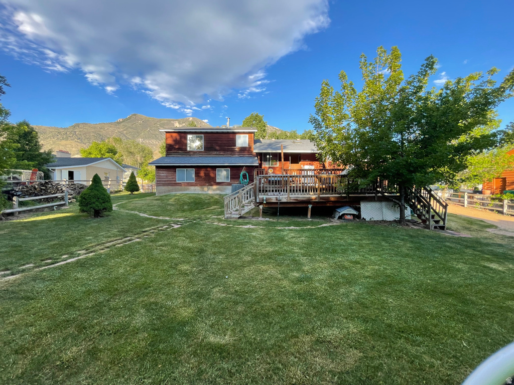 9905 N MEADOW E DR photo 2