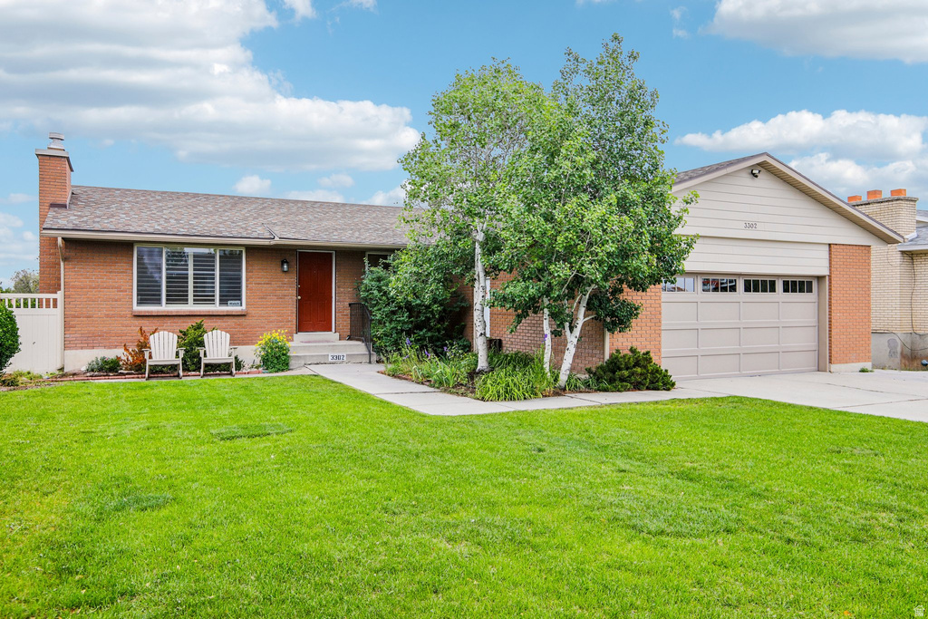 3302 W BLUE HAVEN DR photo 4