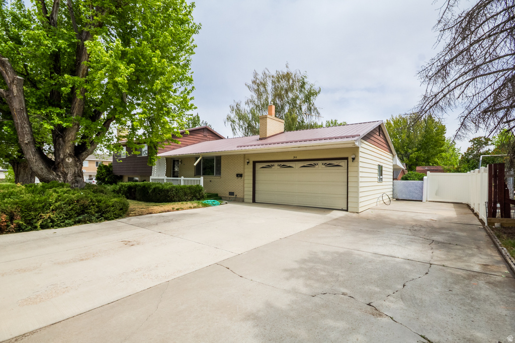 344 N 250 W photo 2