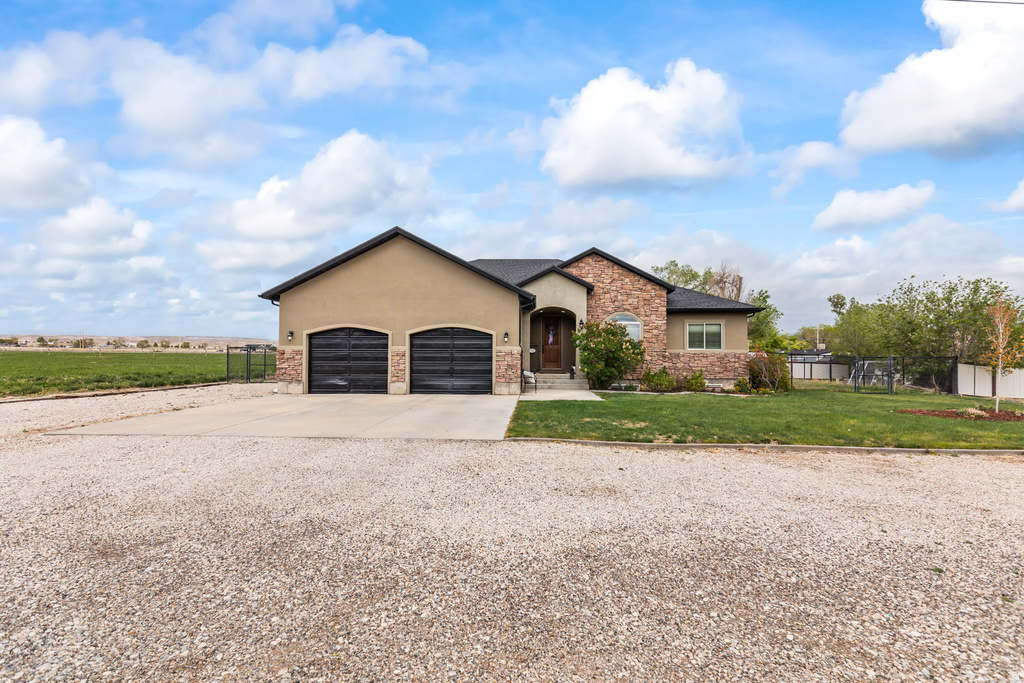 130 N 100 E, Gunnison