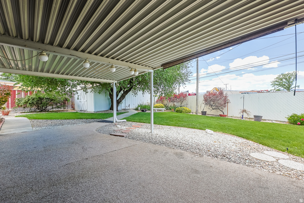 175 W Washington Ave — photo 26