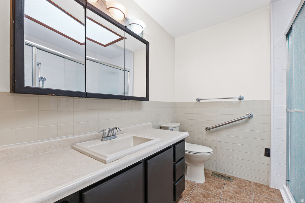 175 W Washington Ave — photo 15