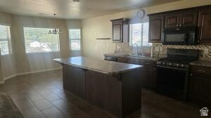 357 E 860 N photo 4