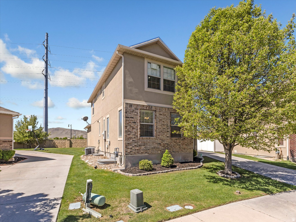 4501 W MAYAN S ST photo 2