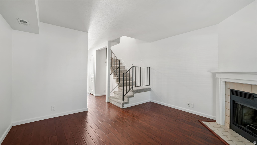 5381 SUTTER ST photo 4