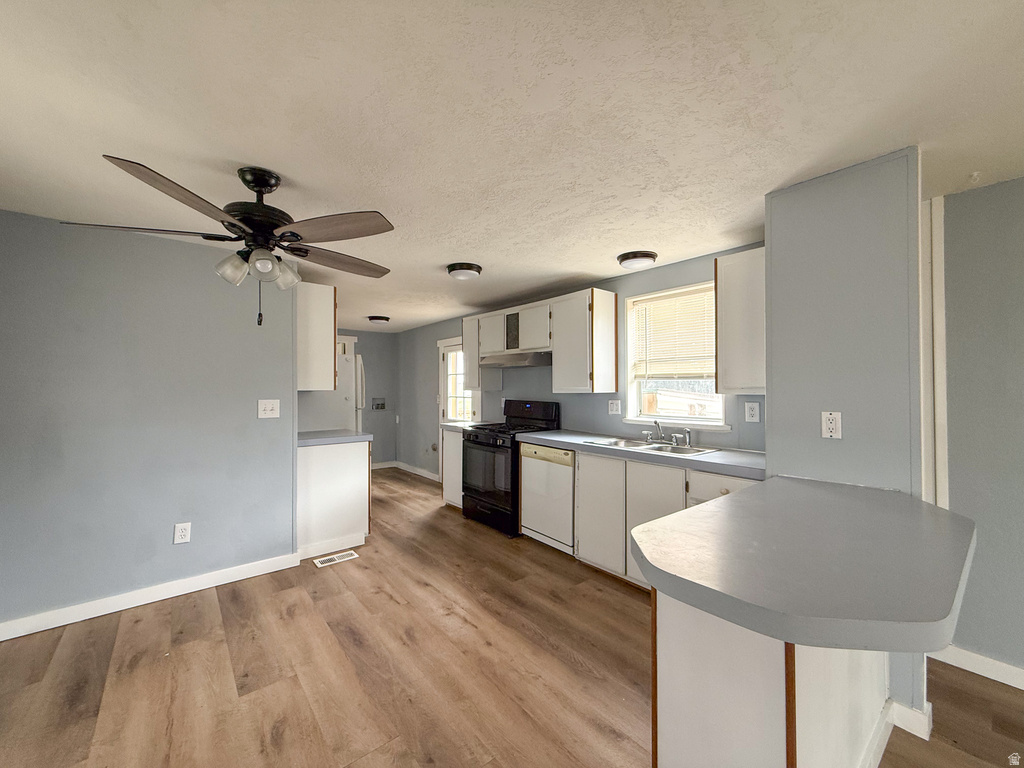 1101 S CARBON AVE photo 2