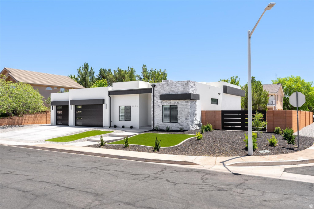 3173 SWISS DR photo 3