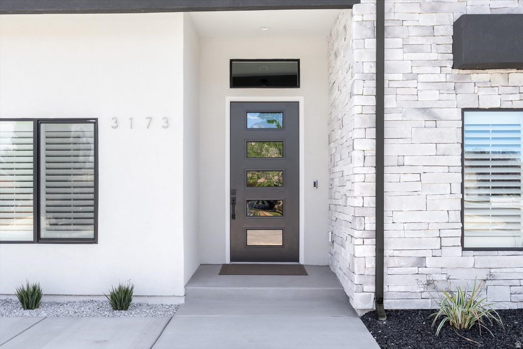 3173 SWISS DR photo 4
