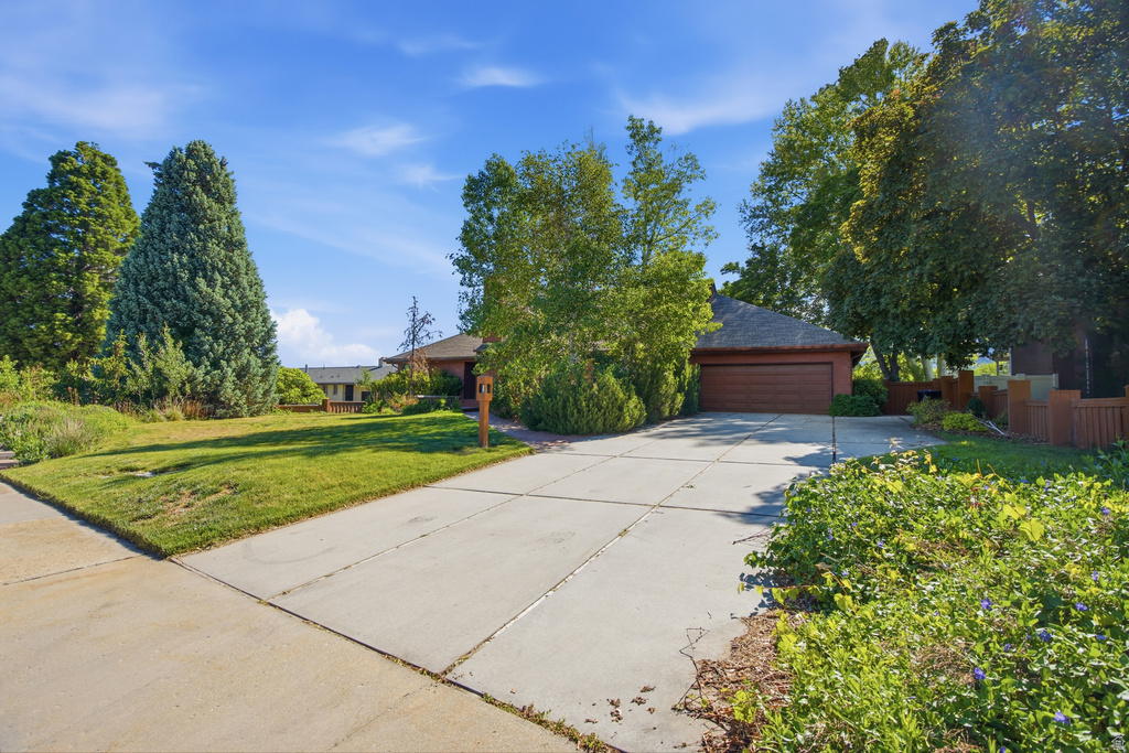 465 S TOWERS DR photo 4