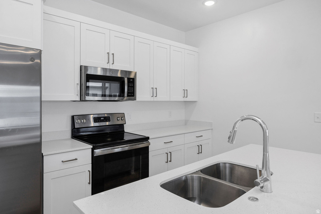 3115 S 200 W photo 4