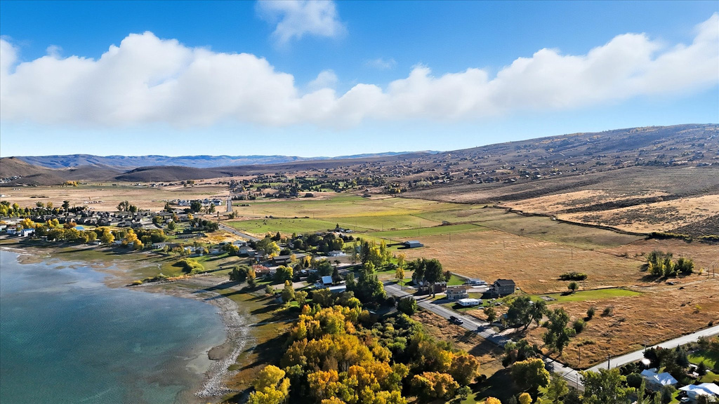Bear Lake with rolling hills and scattered shoreline residences