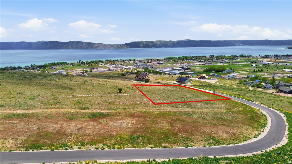 Expansive land parcel featuring a natural grass landscape