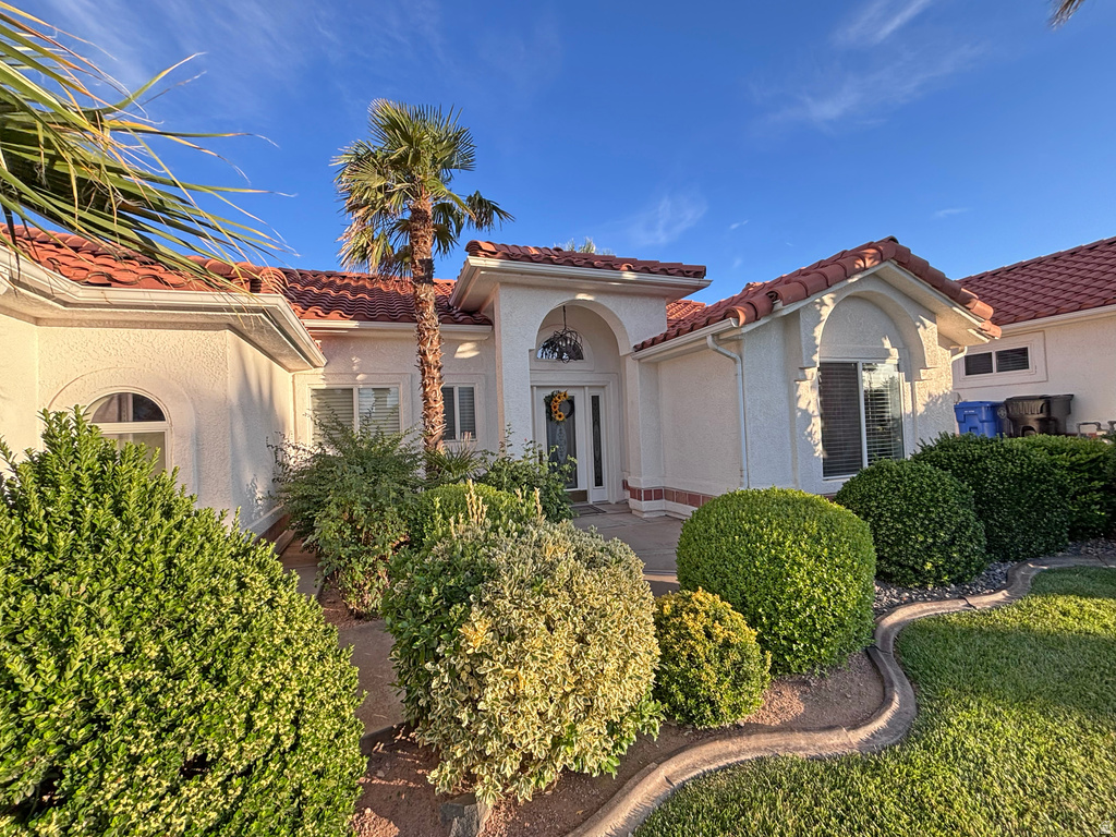 145 S CRYSTAL LAKES DR photo 5