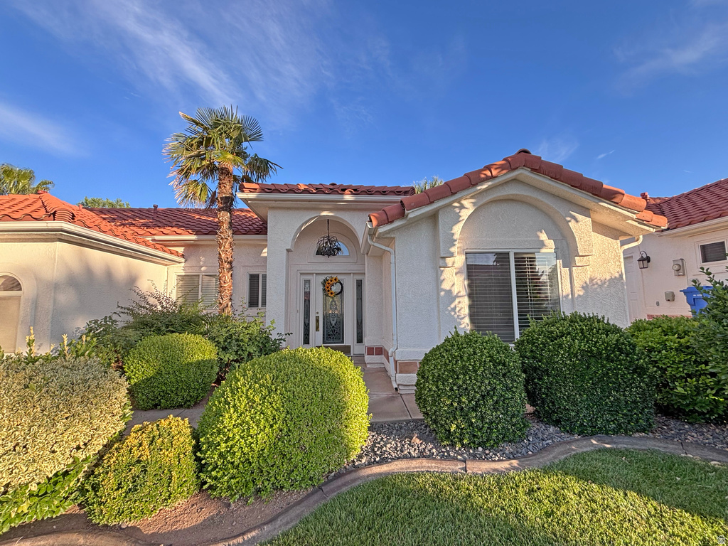 145 S CRYSTAL LAKES DR photo 3