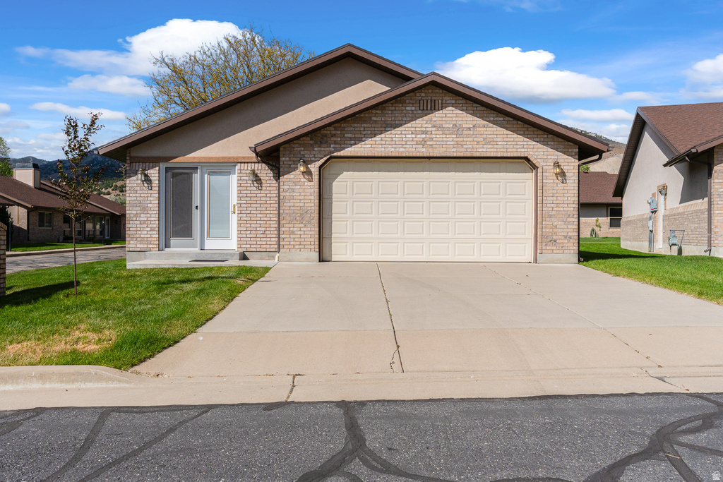 260 RIVER COVE DR photo 3