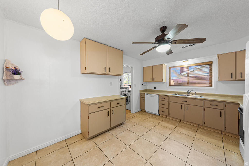 331 S 300 W photo 4