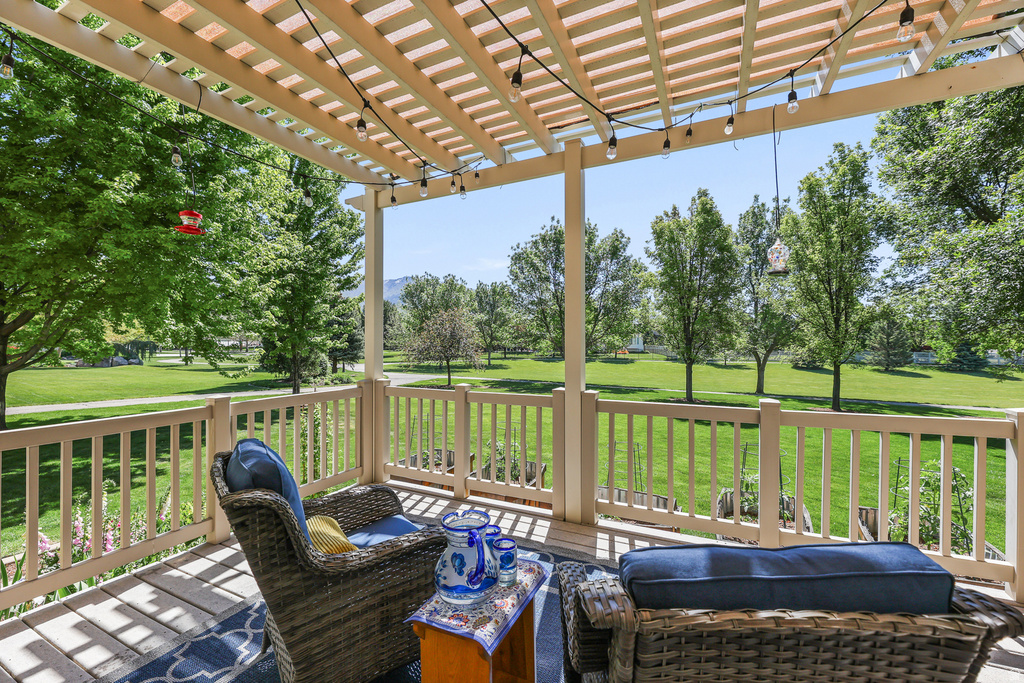 1001 MILL SHADOW DR photo 5