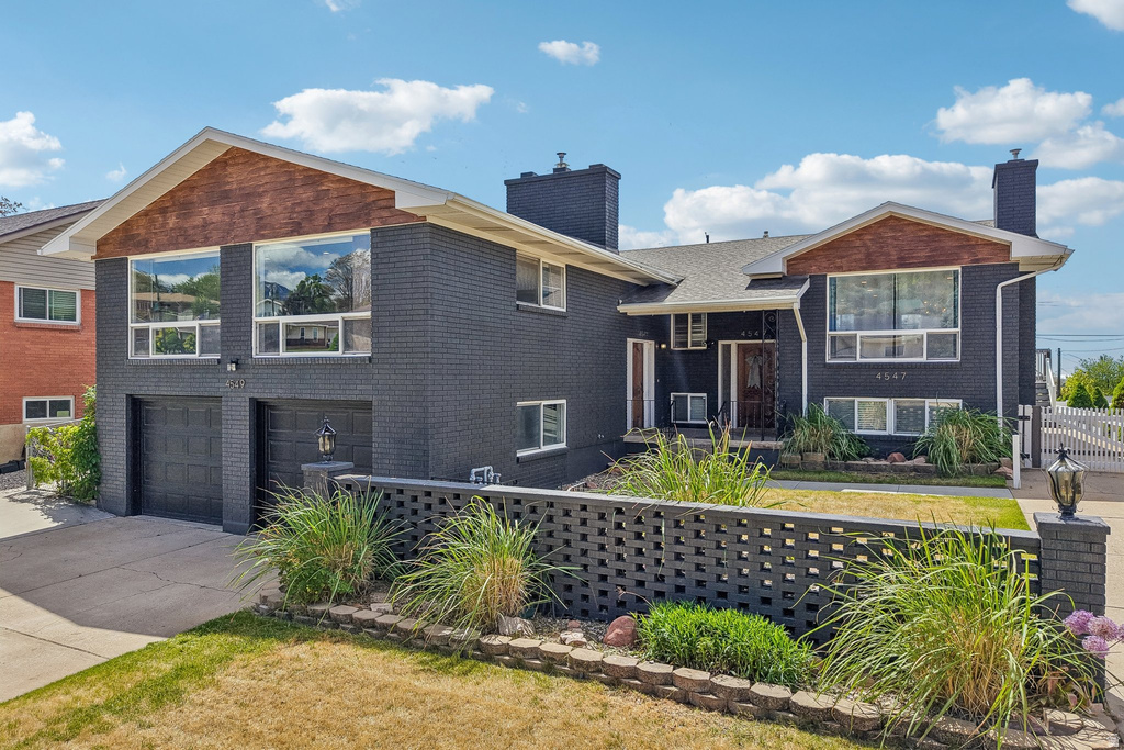 4547 S MADISON AVE photo 4