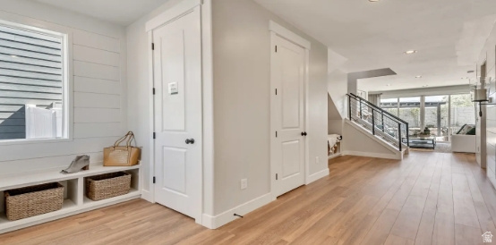 3132 S CLAIRE W AVE photo 4