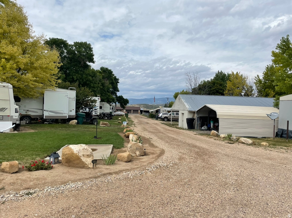 1234 N HIGHWAY 89 photo 4
