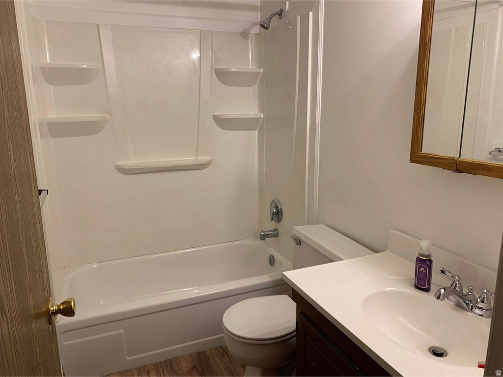 5174 S 1900 W photo 5