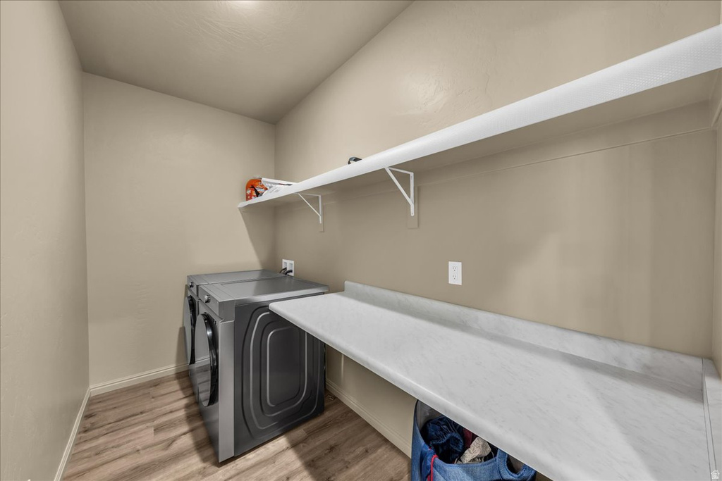 2128 E HONEYCOMB DR photo 5