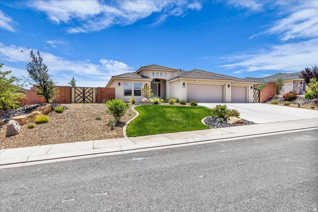 2128 E HONEYCOMB DR photo 2