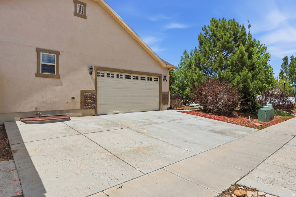 1174 E 600 S photo 5