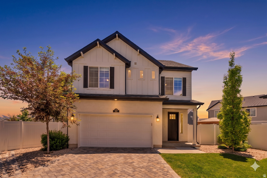 167 E POLARIS DR photo 2