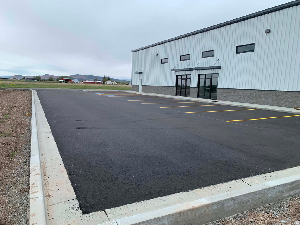 9471 N 5400 W photo 3