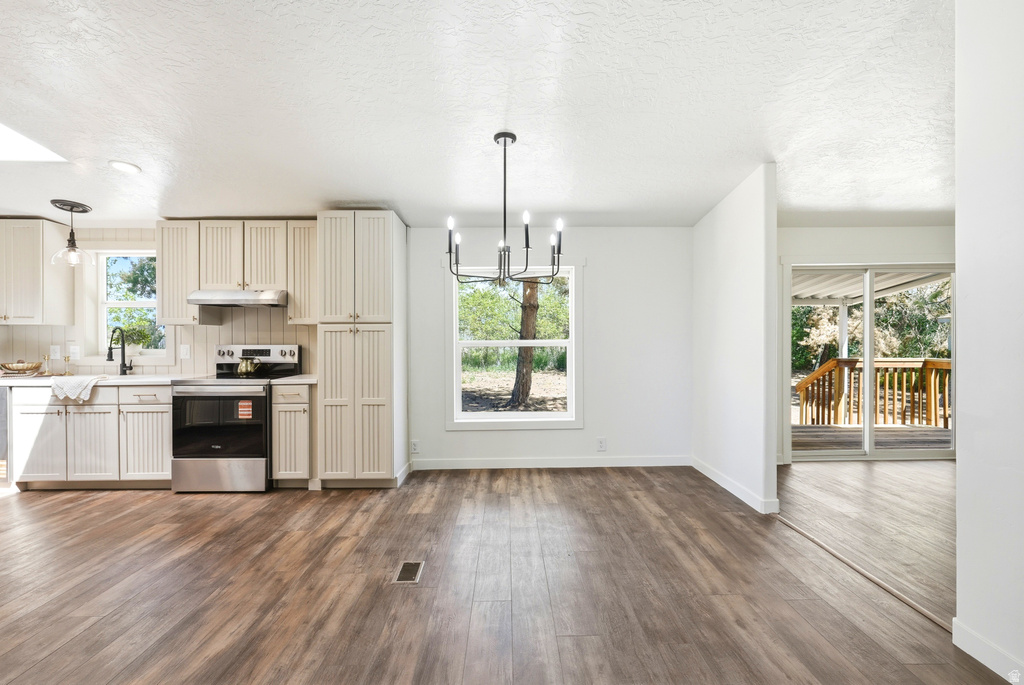 10525 N 5500 E photo 5
