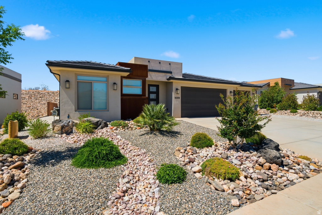 3039 E PHOTINIA DR photo 5