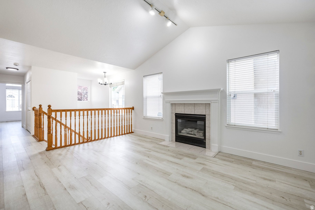2024 E COTTON WILLOW LN photo 3