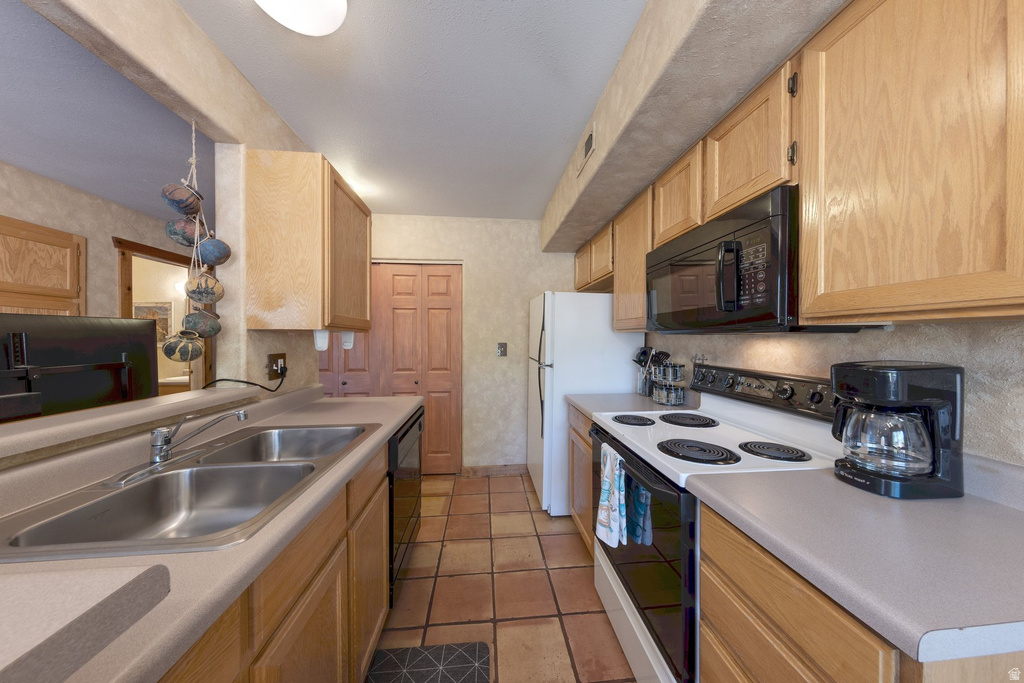 3345 E FAIRWAY LOOP photo 3