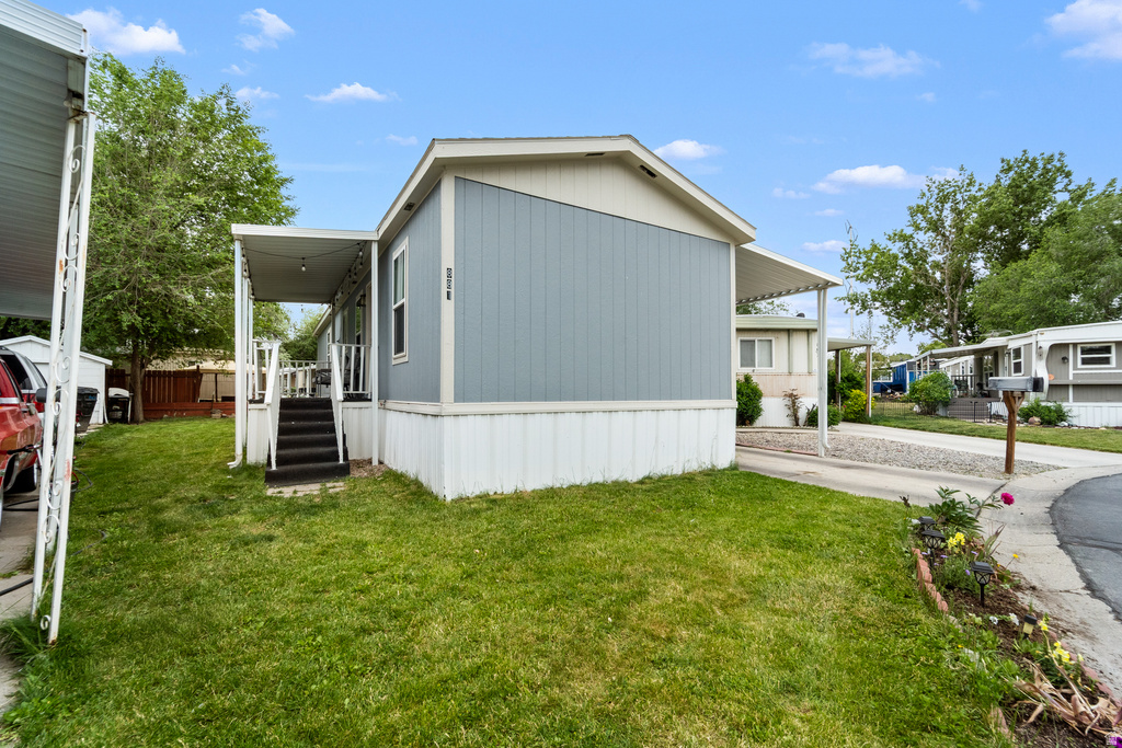 881 W MT NEBO DR photo 2