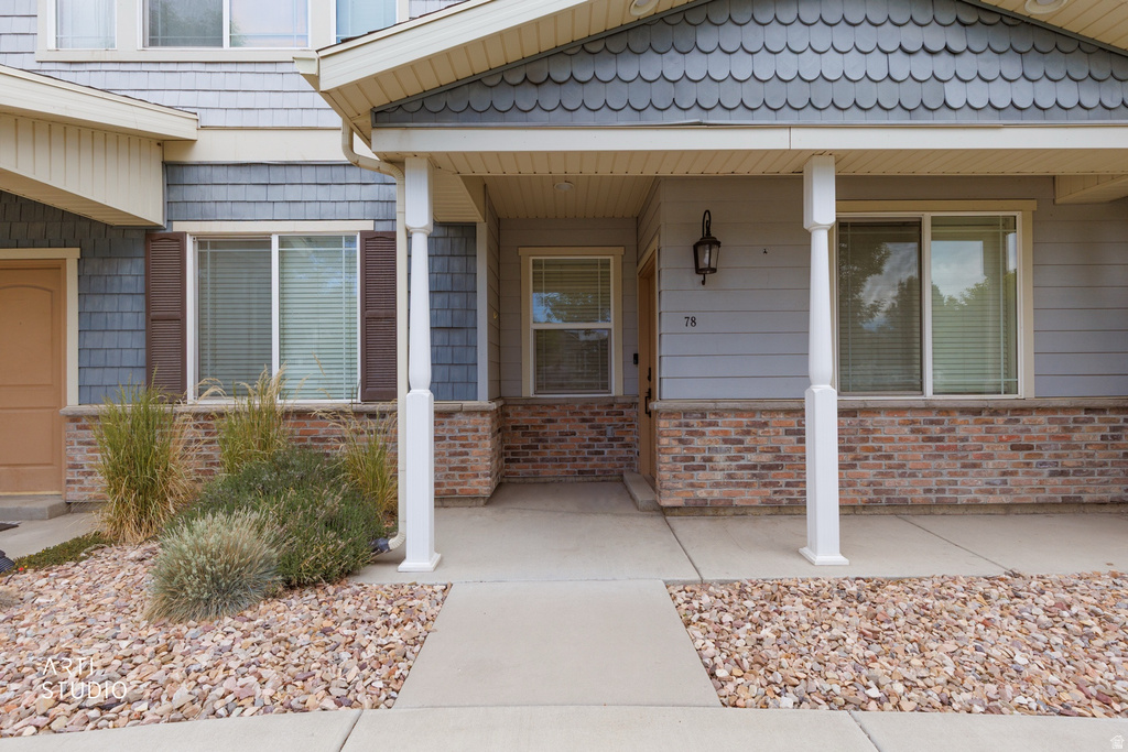 78 S 1630 W photo 4