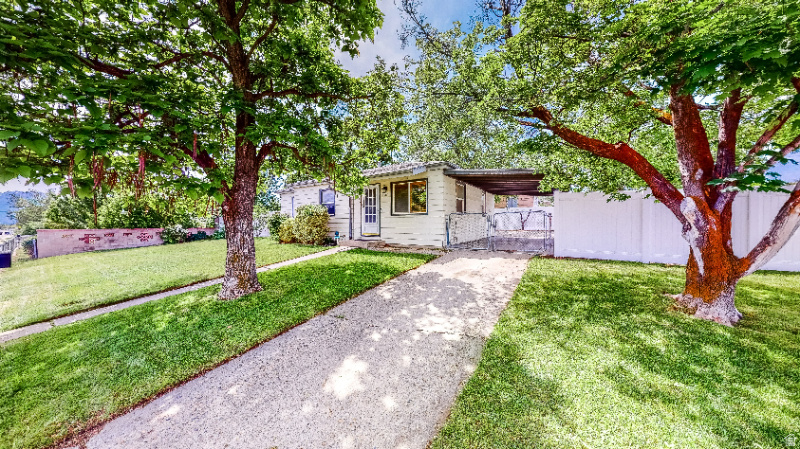4815 W 5215 S photo 2